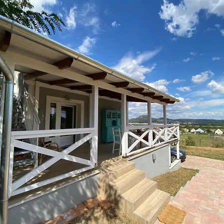 Dom wakacyjny Dandelion 